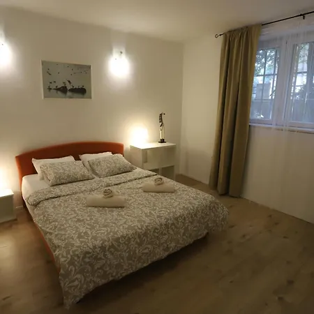 Santo Charming In Old Town Of Apartman