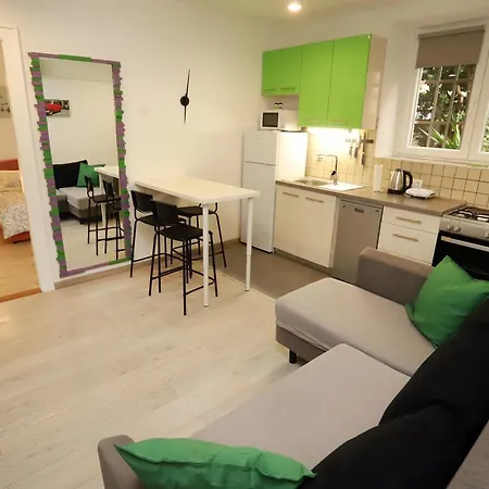 Santo Charming In Old Town Of Apartman